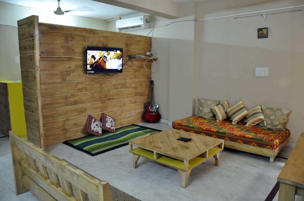 Friends Hostel New Delhi Extérieur photo